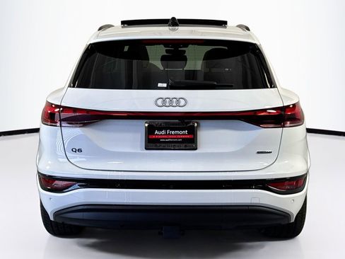 New 2025 Audi Q6 e-tron Premium Plus image 6