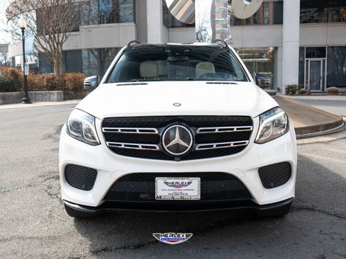 Used 2017 Mercedes-Benz GLS 550 4MATIC image 2