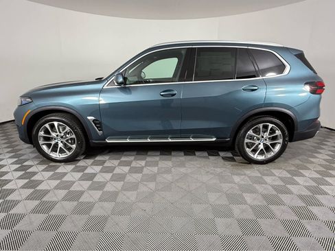 New 2026 BMW X5 xDrive40i w/ Climate Comfort Package image 7