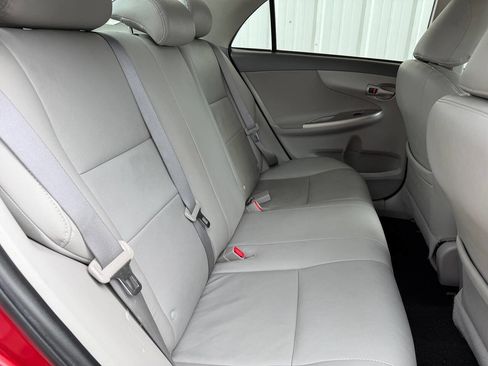Used 2010 Toyota Corolla LE FWD image 16