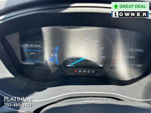Used 2018 Ford Fusion SE w/ Fusion SE Technology Package FWD image 10