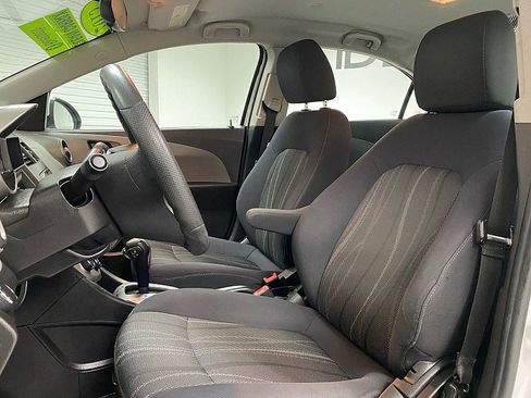 Used 2013 Chevrolet Sonic LT image 11