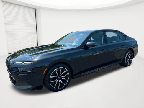 Used 2026 BMW 740i xDrive AWD/4WD image 1