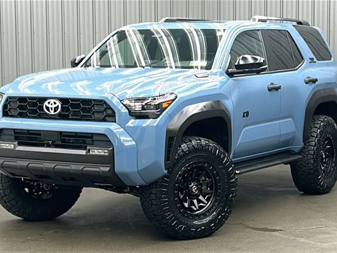 Used 2025 Toyota 4Runner TRD Off-Road Premium w/ Tow Technology Package image 1