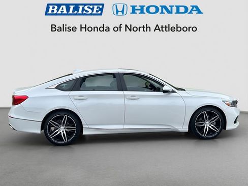 Used 2022 Honda Accord Touring image 8