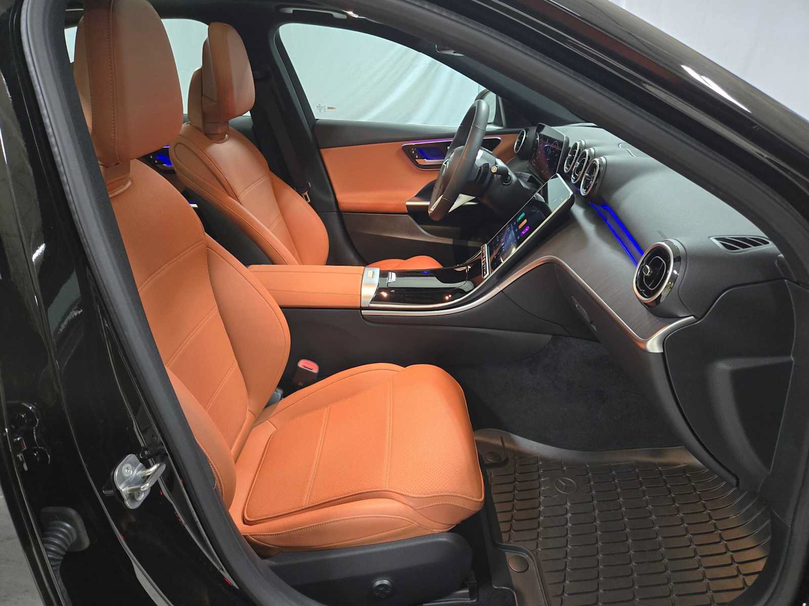 Certified 2026 Mercedes-Benz C 300 4MATIC Sedan image 10
