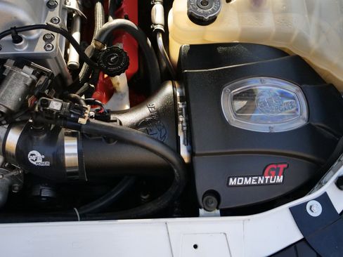 Used 2015 Dodge Challenger SRT Hellcat image 10