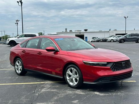 Certified 2023 Honda Accord LX image 2