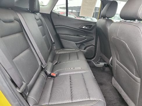 Used 2024 Chevrolet Trax ACTIV w/ Driver Confidence Package FWD image 24