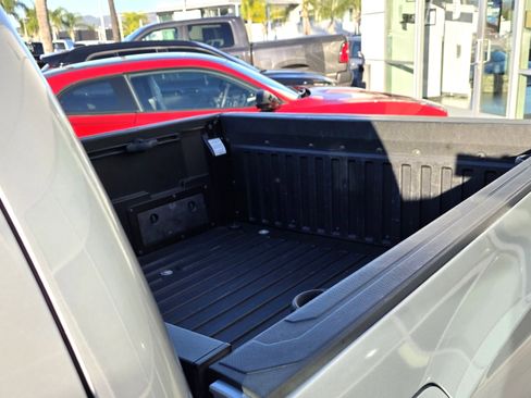 Used 2019 Toyota Tacoma SR5 image 19