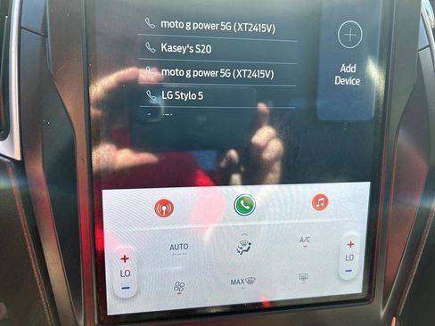 Used 2022 Ford Edge SE image 15