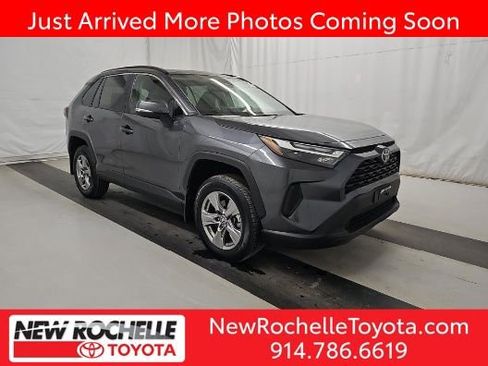 Used 2025 Toyota RAV4 XLE w/ Convenience Package image 1