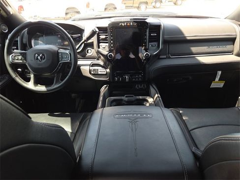 Used 2024 RAM 2500 Limited image 12