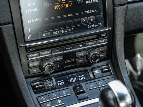 Used 2013 Porsche 911 Carrera image 28