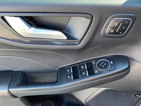 Used 2024 Ford Escape ST-Line Elite w/ Premium Technology Package image 16