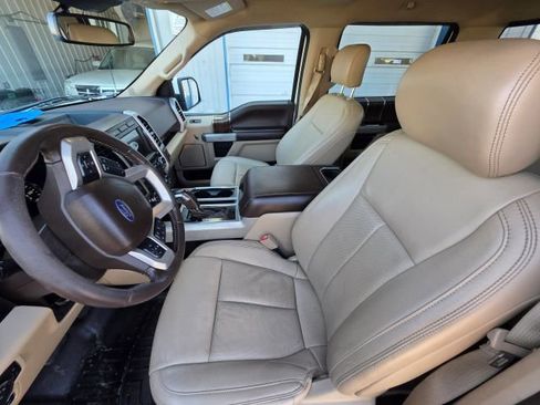 Used 2020 Ford F150 Lariat image 17