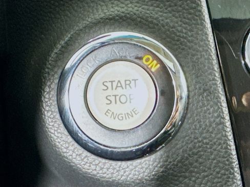 Used 2012 INFINITI FX35 AWD w/ Premium Pkg image 29