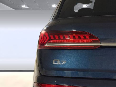 Used 2023 Audi Q7 3.0T Prestige image 30