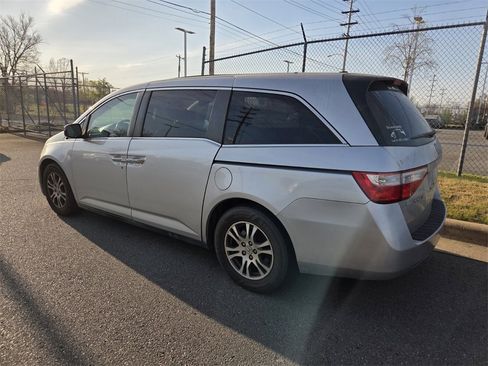 Used 2013 Honda Odyssey EX-L image 4