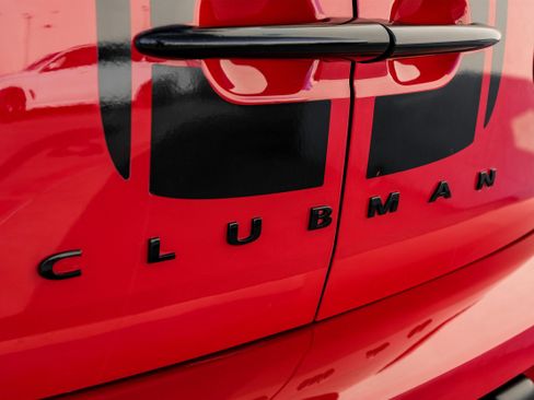 Used 2024 MINI Cooper Clubman S image 48