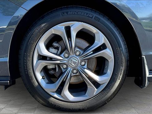 Certified 2024 Honda Accord EX image 33