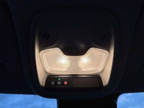 Used 2024 Chevrolet TrailBlazer LT image 44