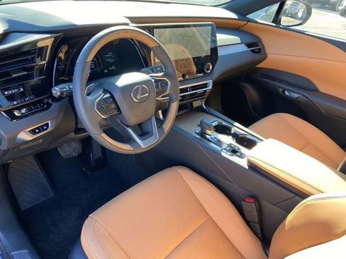 Used 2025 Lexus RX 350 Premium w/ Accessory Package (Z1) image 23