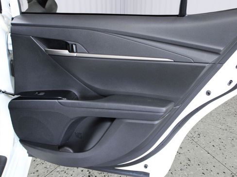 Used 2025 Toyota Camry LE AWD/4WD image 41