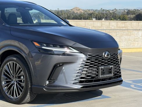 New 2026 Lexus RX 450h AWD image 3