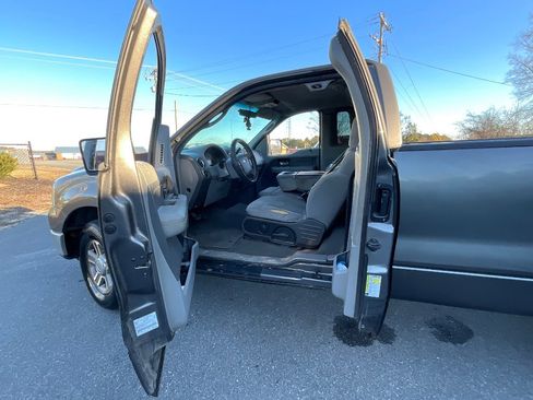Used 2008 Ford F150 XLT image 45