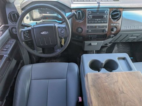 Used 2016 Ford F250 XL w/ Power Equipment Group AWD/4WD image 7