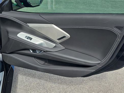 Used 2024 Chevrolet Corvette Stingray Premium Conv w/ Z51 Performance Package image 22