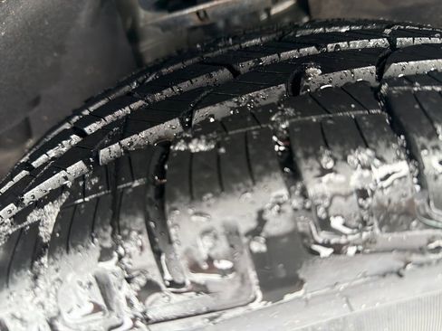 Used 2024 Ford Edge SEL image 27