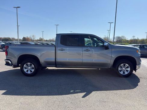 Used 2023 Chevrolet Silverado 1500 LT w/ Protection Package AWD/4WD image 4