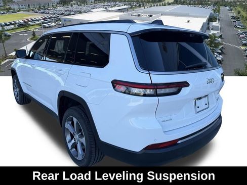 New 2026 Jeep Grand Cherokee L Limited w/ Luxury Tech Group II AWD/4WD image 6