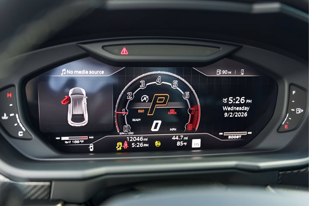 Used 2024 Lamborghini Urus Performante AWD/4WD image 16