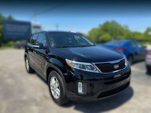 Used 2015 Kia Sorento LX image 8