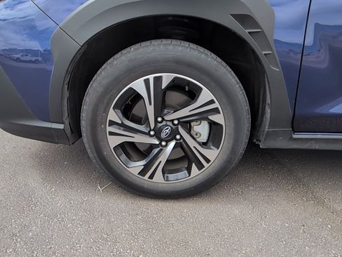 Used 2025 Subaru Crosstrek 2.0i Premium AWD/4WD image 11