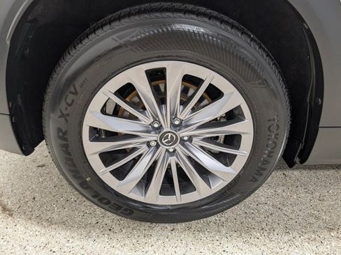 Certified 2025 MAZDA CX-90 3.3 Turbo w/ Select Package image 11