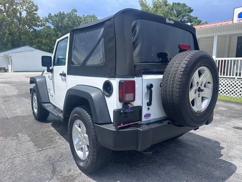 Used 2012 Jeep Wrangler Sport AWD/4WD image 5