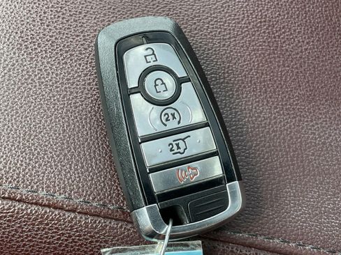 Used 2023 Ford Expedition Limited RWD image 26