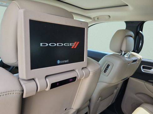 Used 2018 Dodge Durango Citadel w/ Technology Group AWD/4WD image 13