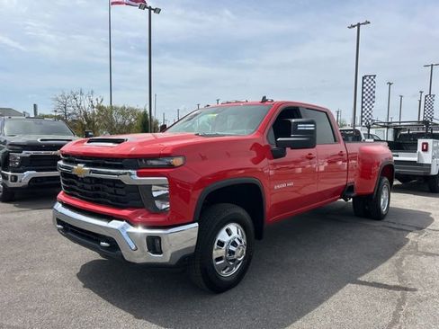 New 2026 Chevrolet Silverado 3500 LT AWD/4WD image 7