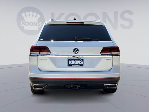Used 2023 Volkswagen Atlas SEL AWD/4WD image 4