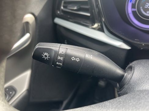 Used 2022 Kia Niro LX image 23