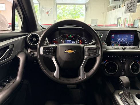 Used 2021 Chevrolet Blazer LT AWD/4WD image 30