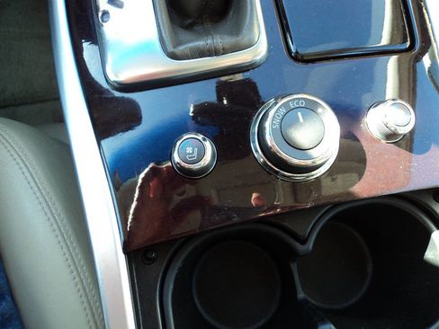 Used 2013 INFINITI M37 x w/ Premium Pkg image 13