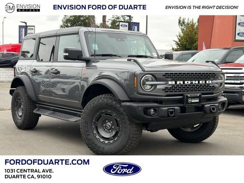 New 2025 Ford Bronco Badlands AWD/4WD image 1