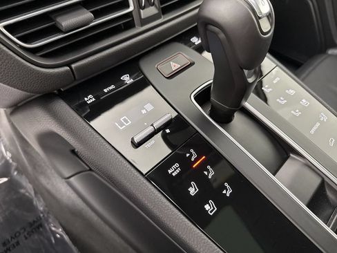 Certified 2026 Porsche Macan AWD/4WD image 31