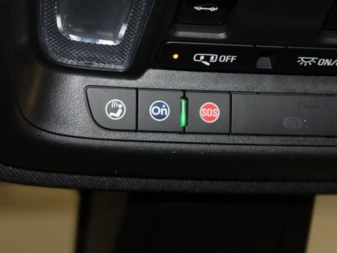 Certified 2024 Cadillac XT5 Premium Luxury FWD image 30